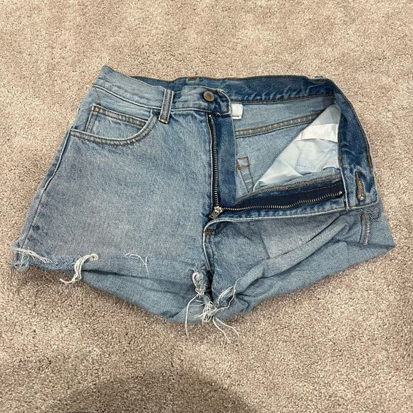 J Galt Women's Jean Short High Waisted Denim Distressed Size Medium - Picture 5 of 7